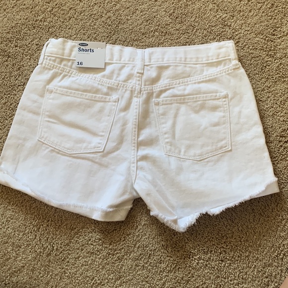NWT Old Navy white denim shorts size 16 - Picture 3 of 5
